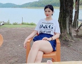 Секс клип Нгуен Куин Анх трахнул всю непристойную воду