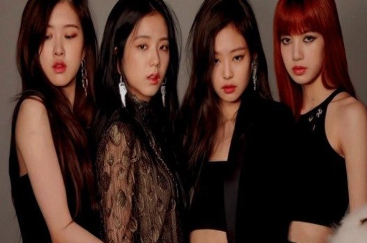 Girl Group Black Pink любит исследовать похоть вместе